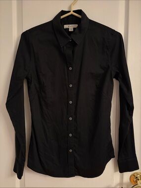 Banana Republic Black Women’s Button-Down Dress Shirt